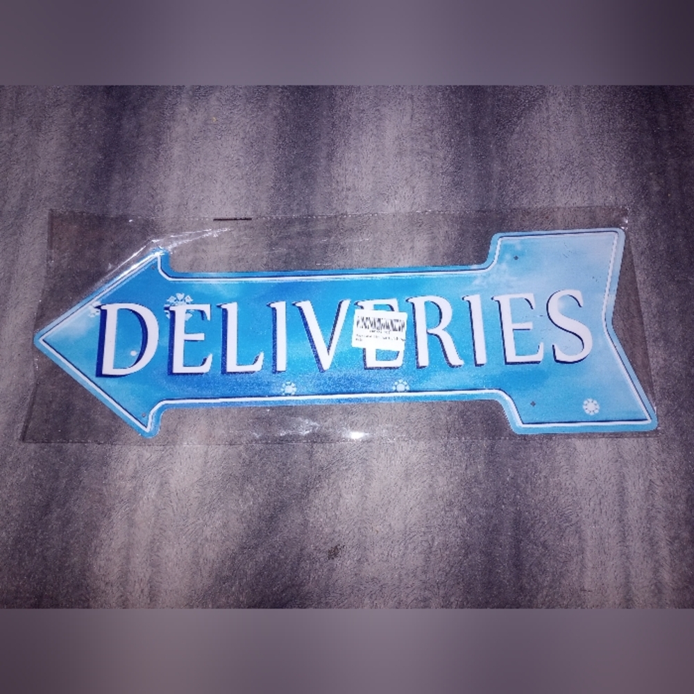 Blue Snowflake 'Deliveries' Arrow Sign 17.5x6.5 In NWT
